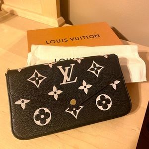 Louis Vuitton Félicie Pochette Purse